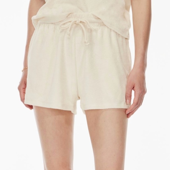 NEW Wilfred Free POPSICLE 3" SHORT Birch Color Vanilla Terry cloth Plus … - Picture 3 of 7